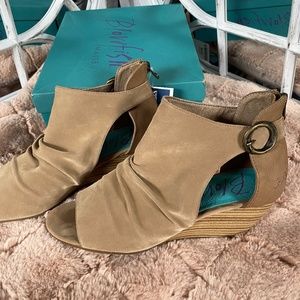 Wedge sandal